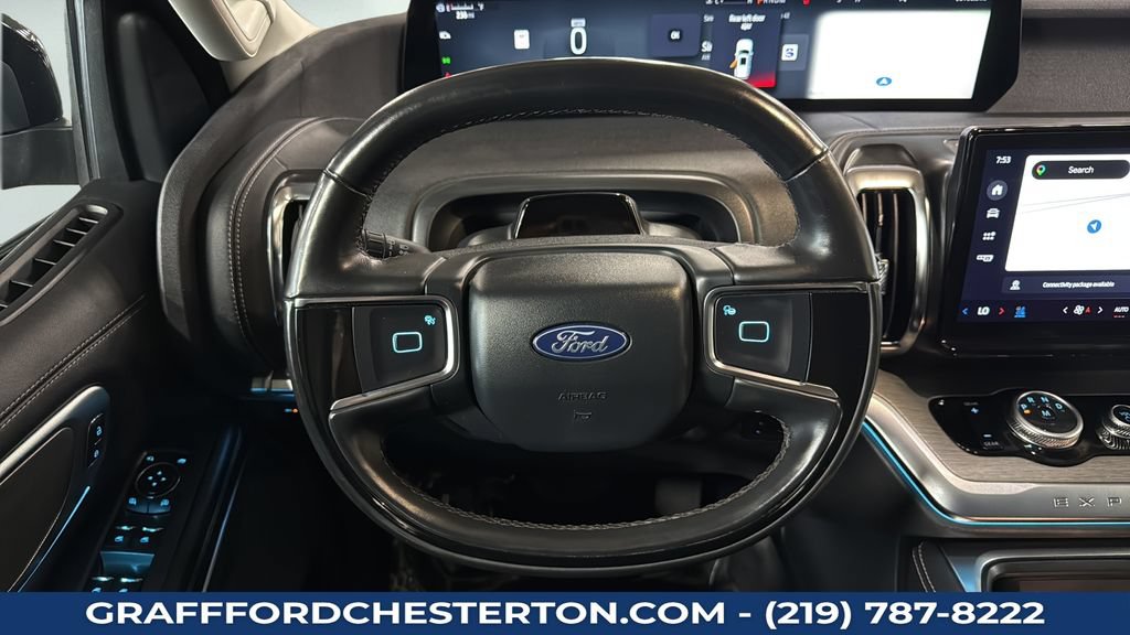 Used 2025 Ford Expedition Platinum AWD/4WD image 22