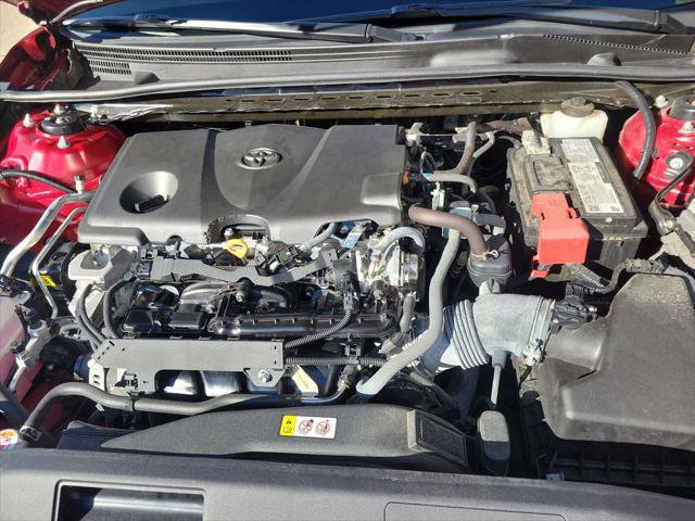 Certified 2022 Toyota Camry LE image 34