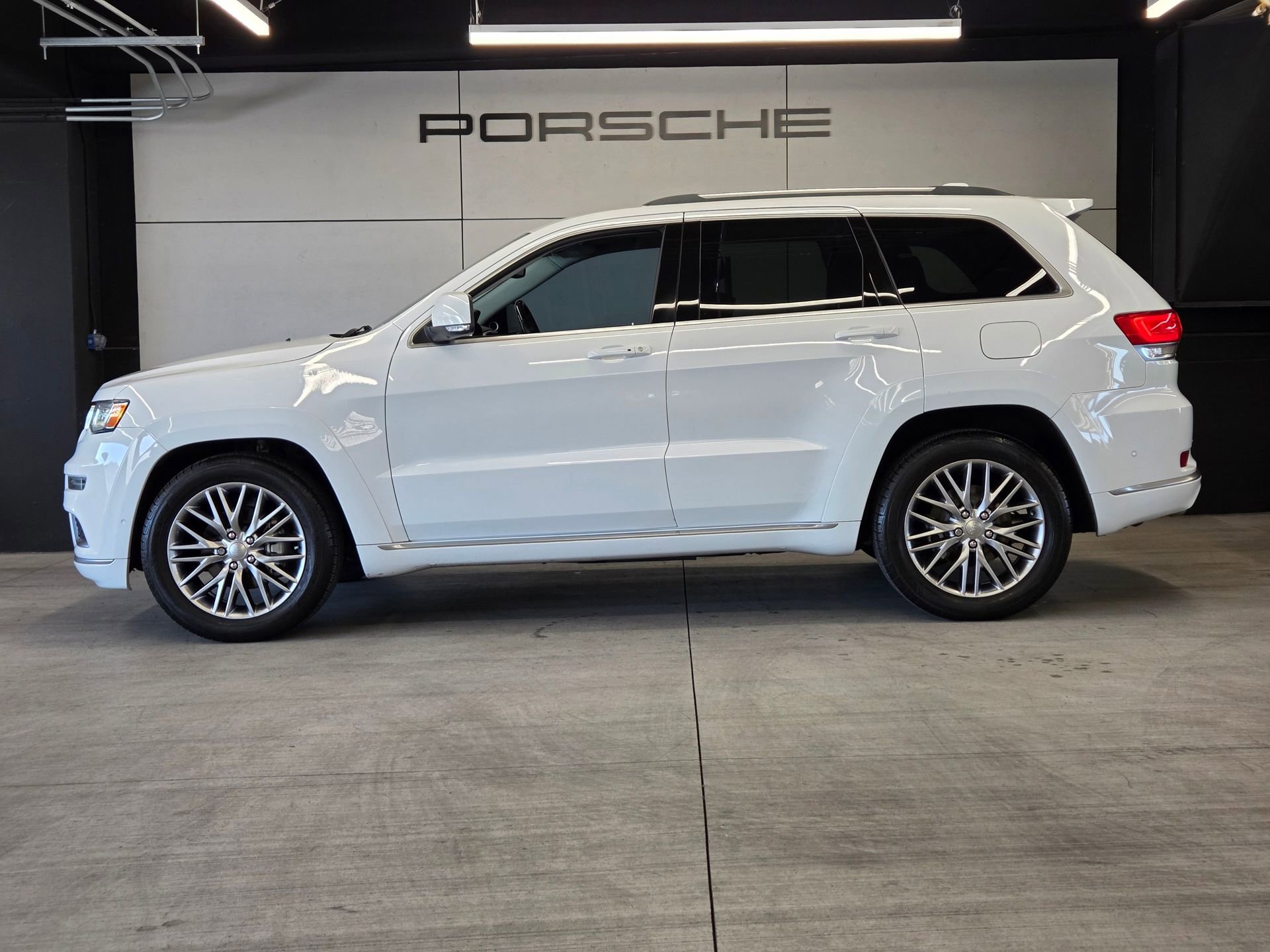 Used 2018 Jeep Grand Cherokee Summit w/ Platinum Series Group RWD image 2