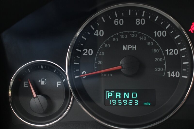 Used 2007 Jeep Grand Cherokee Laredo RWD image 7