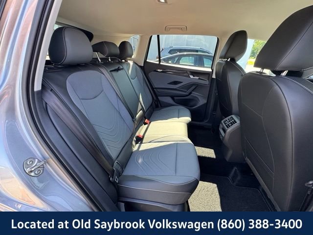 Used 2025 Volkswagen Tiguan SE AWD/4WD image 23