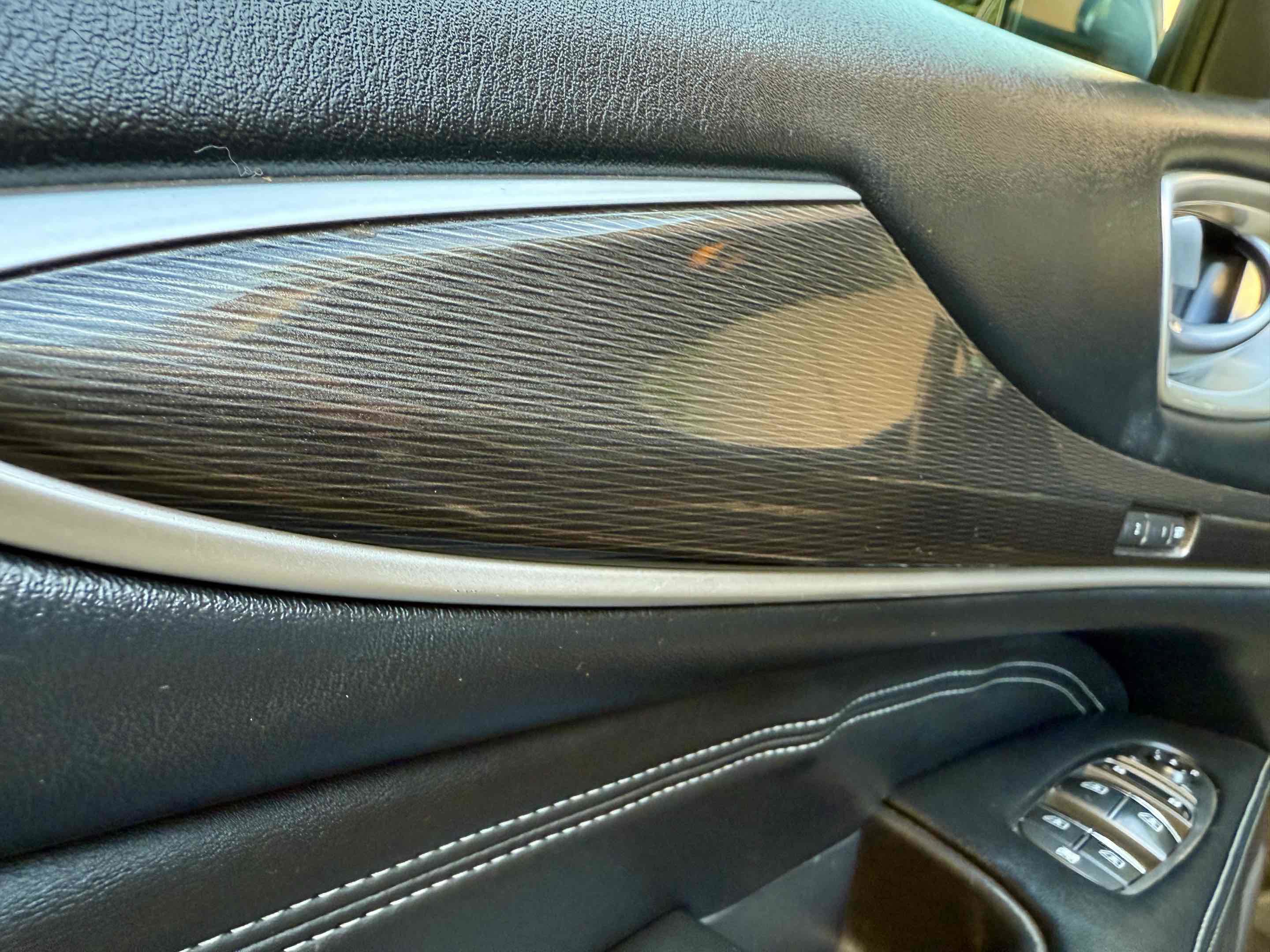 Used 2017 INFINITI QX60 FWD w/ Premium Plus Package image 37