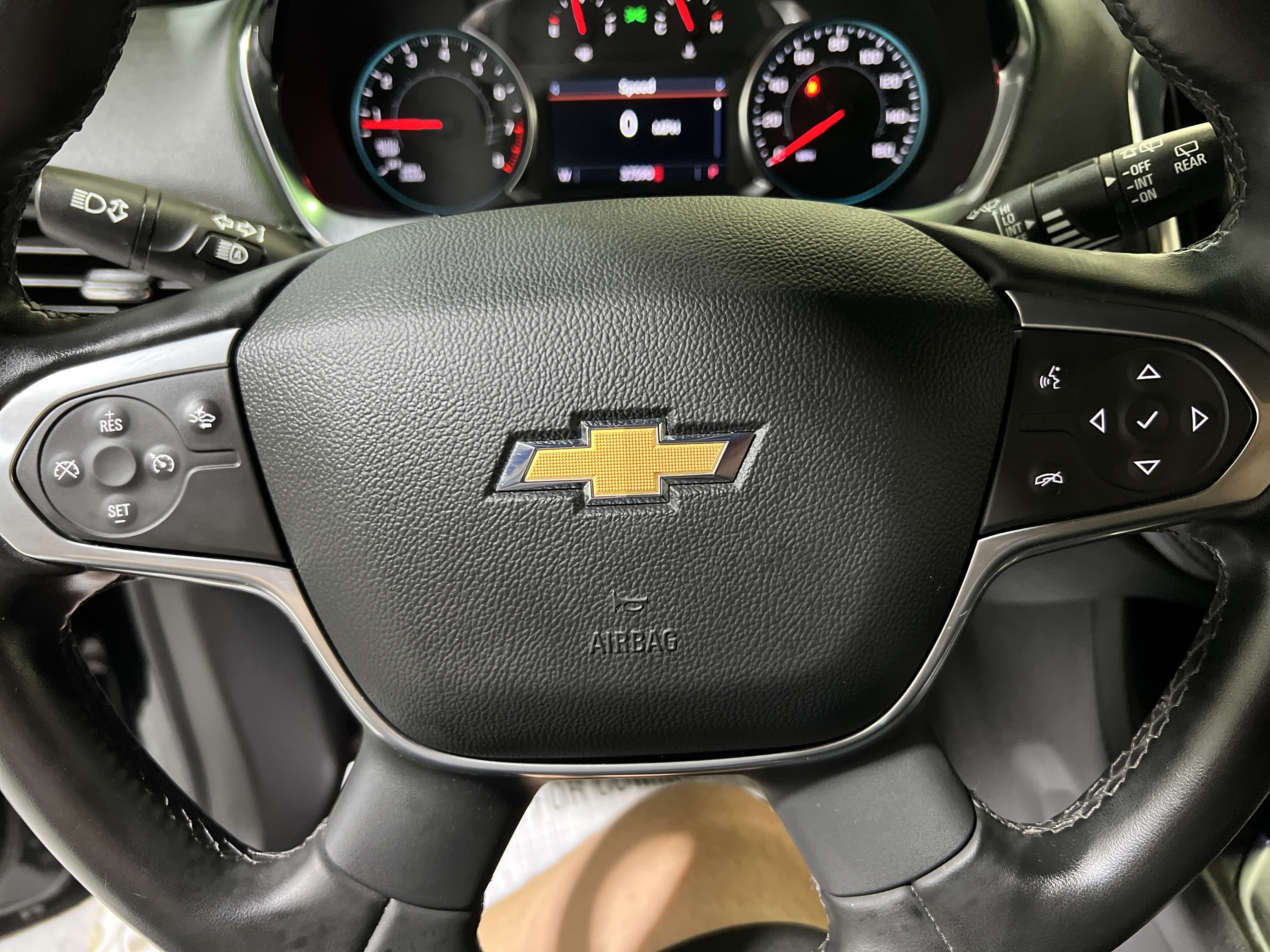 Certified 2023 Chevrolet Traverse LT FWD image 23