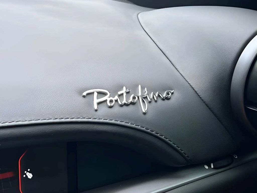 Used 2020 Ferrari Portofino RWD image 38