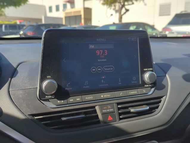 Used 2022 Nissan Altima 2.5 SV image 18