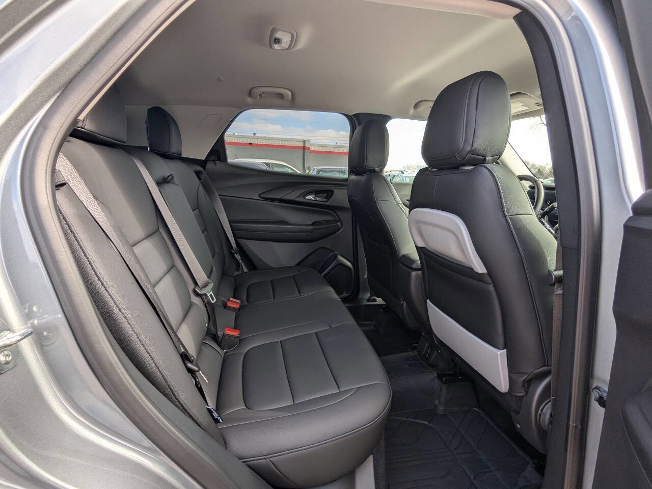 Used 2026 Chevrolet TrailBlazer LT w/ Convenience Package image 14