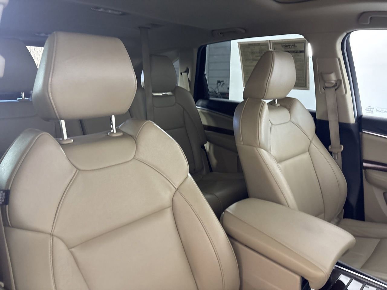 Used 2020 Acura MDX FWD image 31