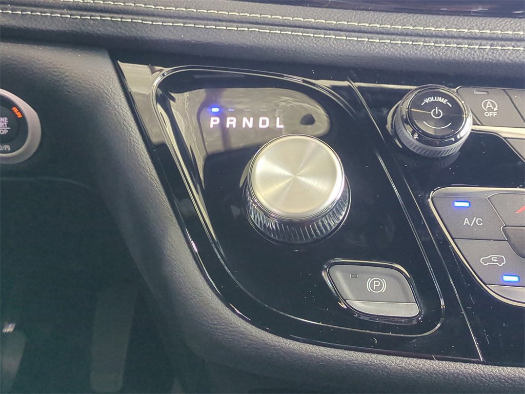 New 2026 Chrysler Pacifica Select image 20