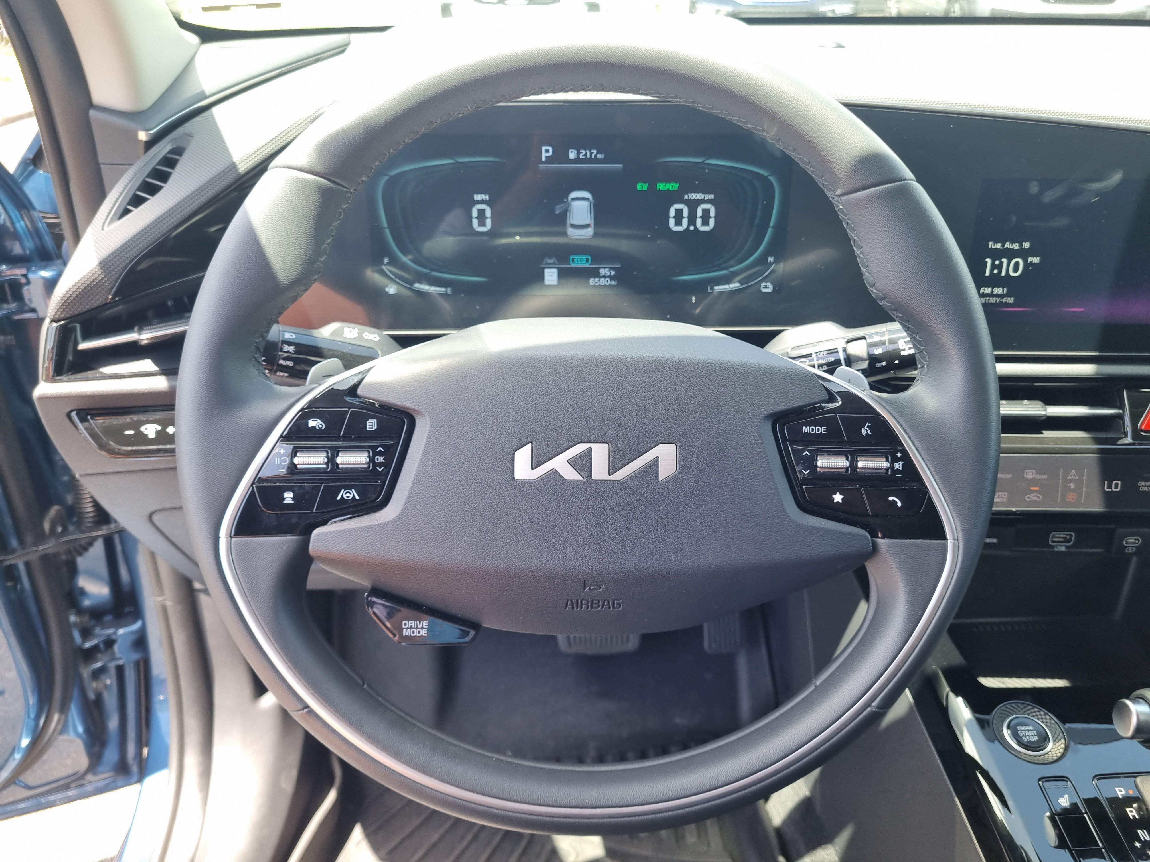 Used 2024 Kia Niro EX FWD image 23