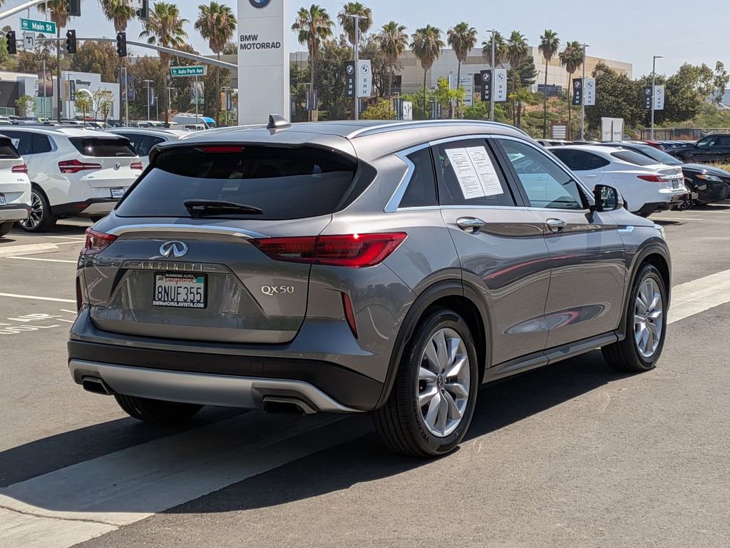 Used 2020 INFINITI QX50 Luxe w/ Navigation Package FWD image 6