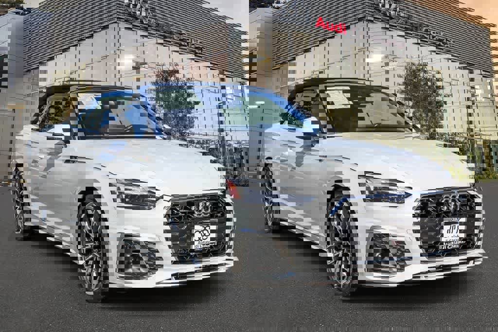 Used 2023 Audi A5 2.0T Premium Plus w/ Premium Plus AWD/4WD image 5