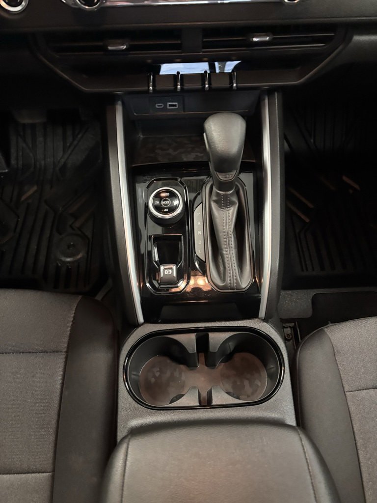 Used 2024 Chevrolet Colorado Trail Boss w/ Advanced Trailering Package image 15