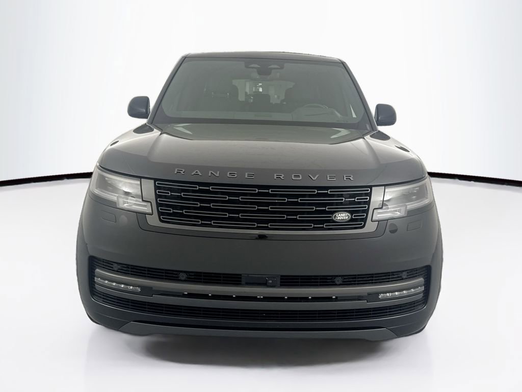 New 2026 Land Rover Range Rover Long Wheelbase SE image 2