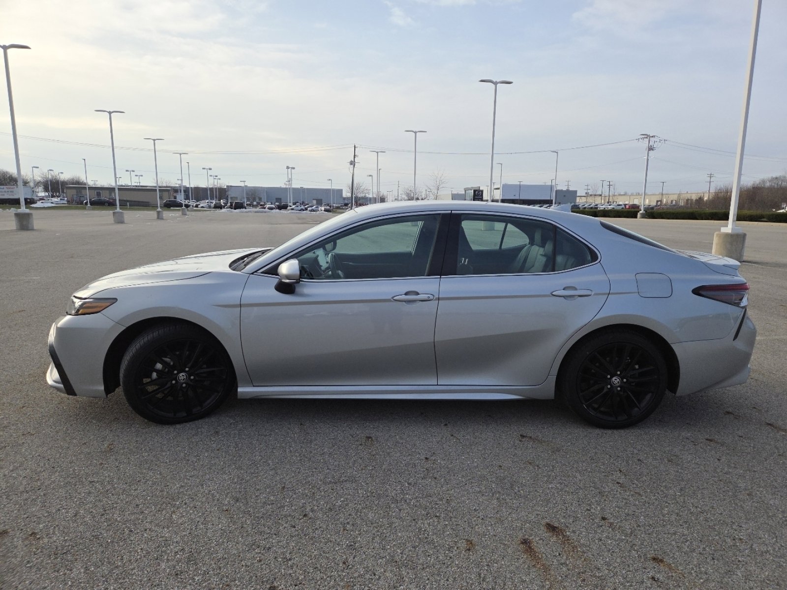 Used 2023 Toyota Camry XSE image 14