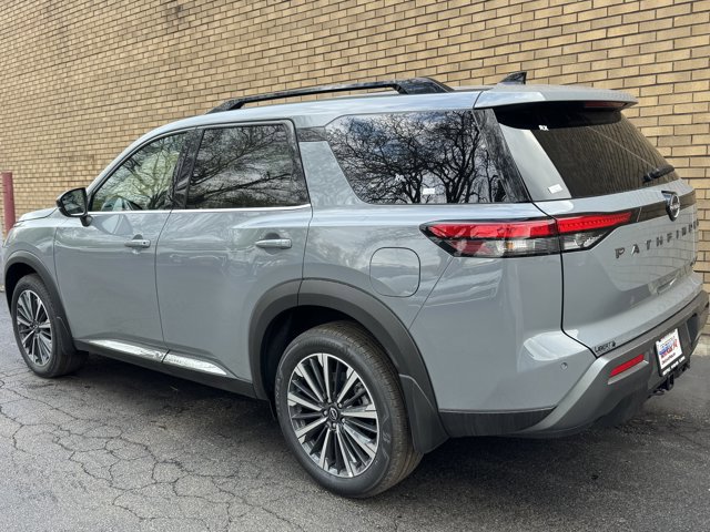 New 2026 Nissan Pathfinder Platinum AWD/4WD image 44