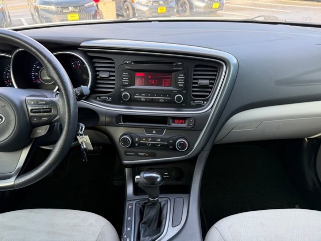 Used 2015 Kia Optima LX image 21