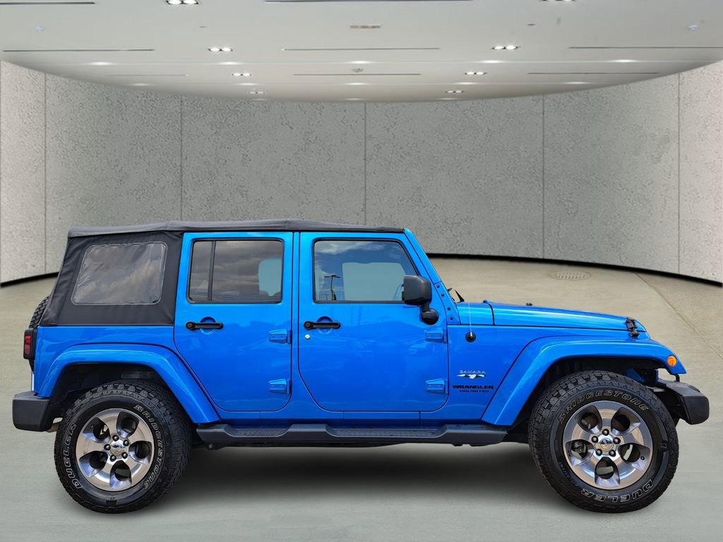 Used 2016 Jeep Wrangler Unlimited Sahara w/ Connectivity Group image 4