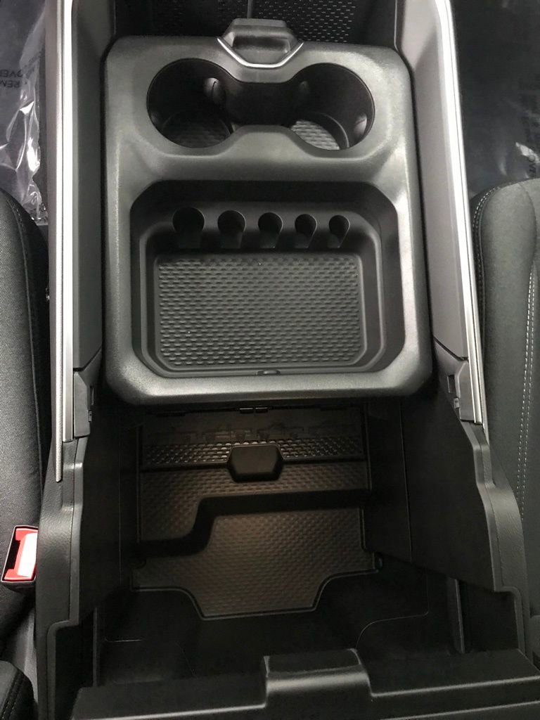 New 2026 RAM 1500 4x4 Crew Cab image 23