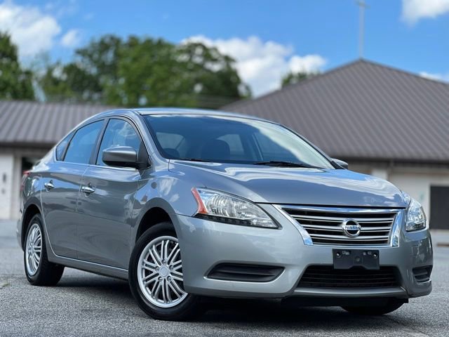 Used 2014 Nissan Sentra SV w/ SV Driver Package FWD image 3