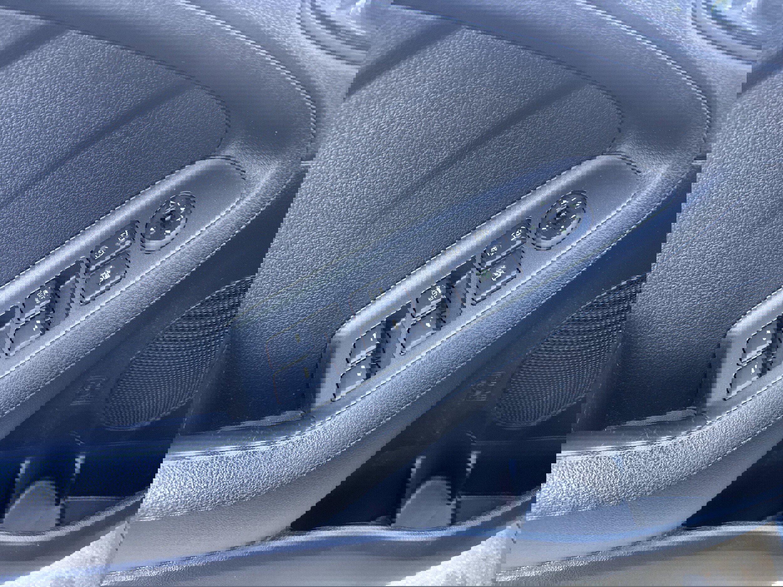 Used 2016 Kia Forte LX image 7