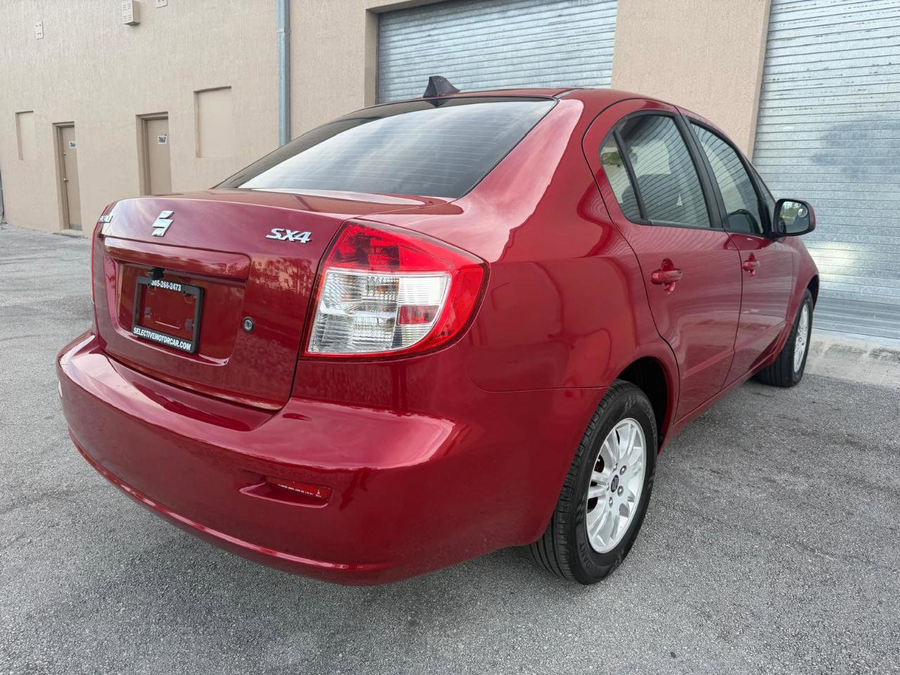 Used 2012 Suzuki SX4 LE FWD image 5