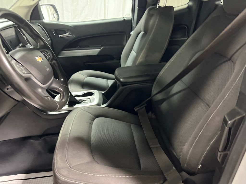 Used 2022 Chevrolet Colorado LT w/ Fleet Safety Package RWD image 17