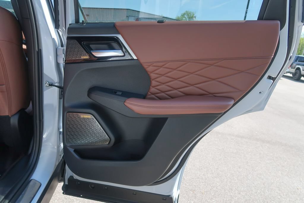 New 2026 Mitsubishi Outlander SEL AWD/4WD image 21