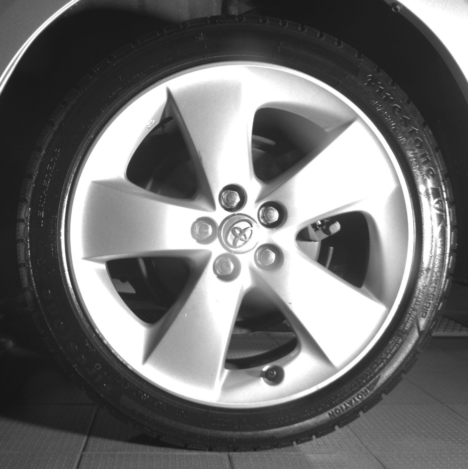 Used 2013 Toyota Prius Five FWD image 13