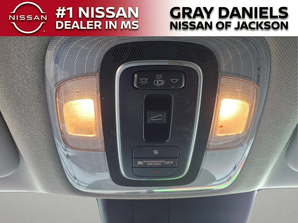 Used 2021 Hyundai Elantra SEL w/ Convenience + Premium Package FWD image 21