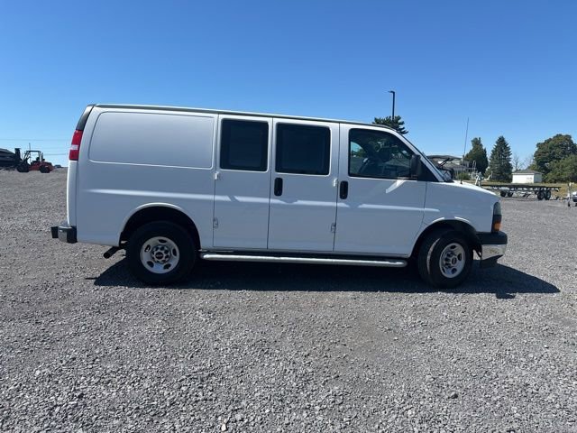 Used 2023 GMC Savana 2500 w/ Driver Convenience Package RWD image 9
