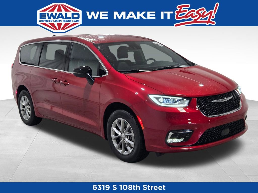 New 2026 Chrysler Pacifica Select AWD/4WD image 13