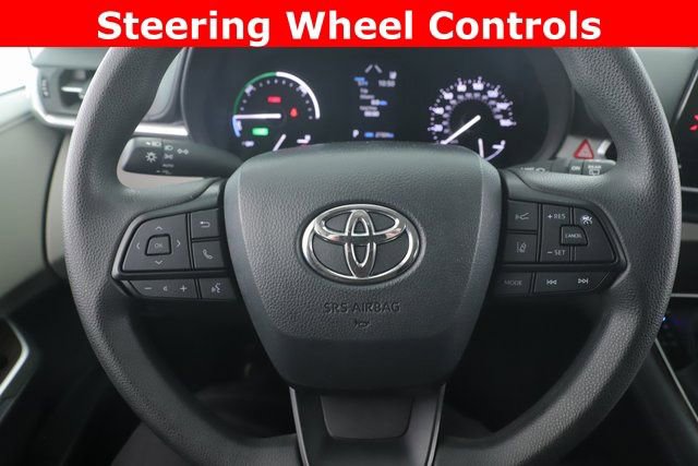 Used 2024 Toyota Sienna LE image 21