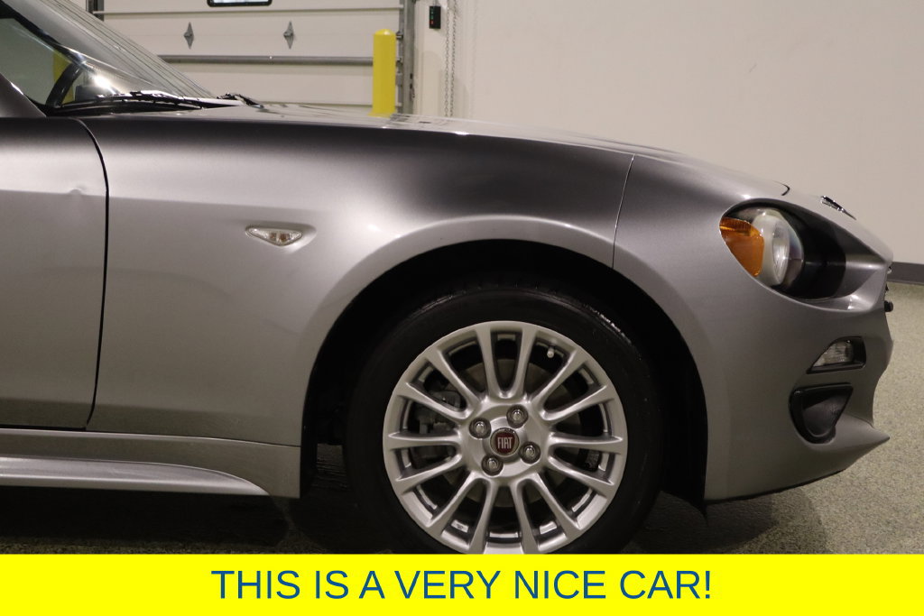 Used 2017 FIAT 124 Spider Classica RWD image 12