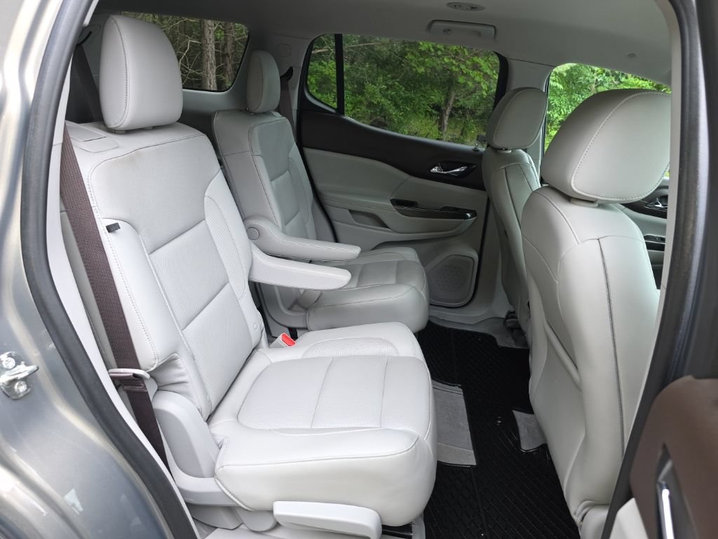 Used 2019 GMC Acadia SLT AWD/4WD image 30