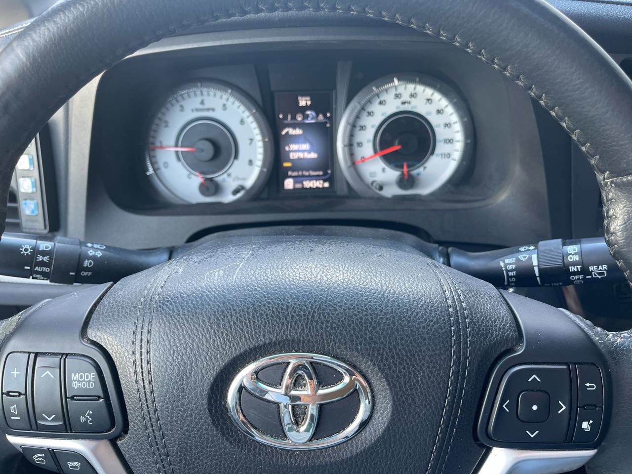 Used 2015 Honda Odyssey EX-L image 16