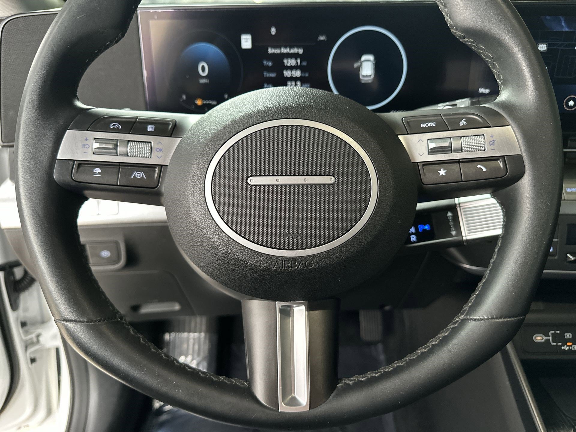 Used 2025 Hyundai Kona SEL image 11