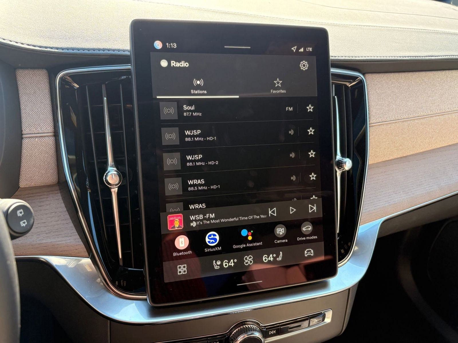 New 2026 Volvo XC90 T8 Plus w/ Protection Package image 30