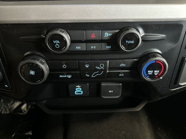New 2026 Ford F250 XL w/ STX Appearance Package AWD/4WD image 17