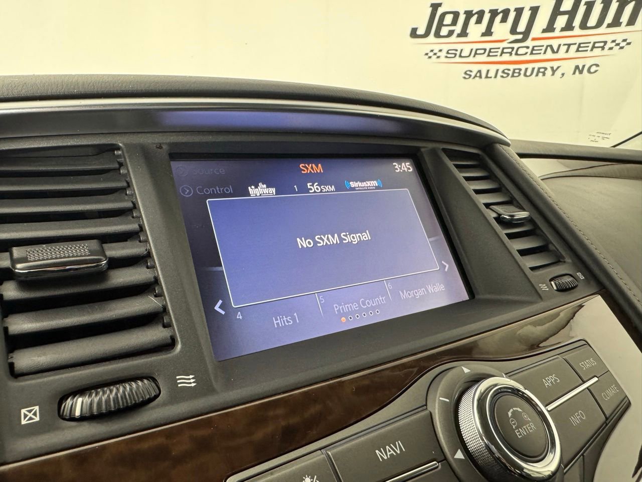 Used 2020 Nissan Armada SL w/ Premium Package RWD image 16