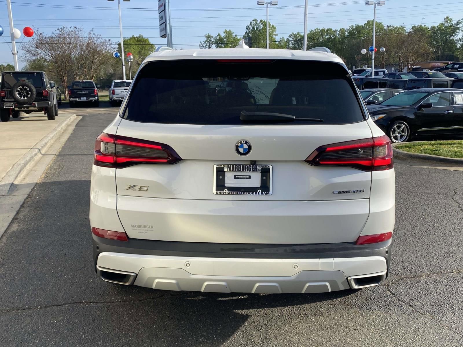 Used 2022 BMW X5 sDrive40i w/ Executive Package image 6