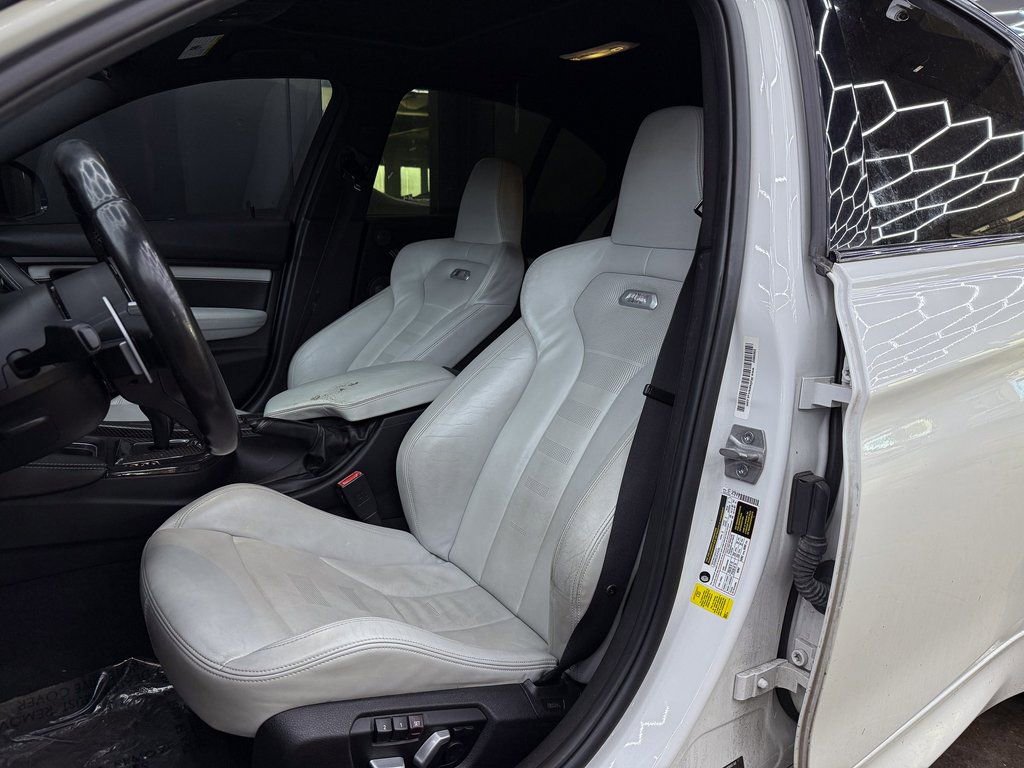Used 2016 BMW M3 RWD image 15