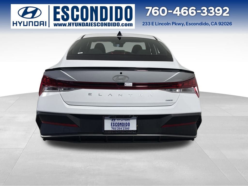 New 2025 Hyundai Elantra SEL image 4