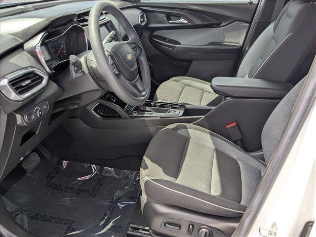 Used 2023 Chevrolet TrailBlazer LT FWD image 15