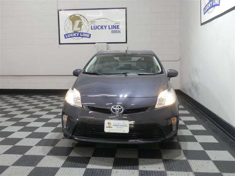 Used 2015 Toyota Prius Four FWD image 2