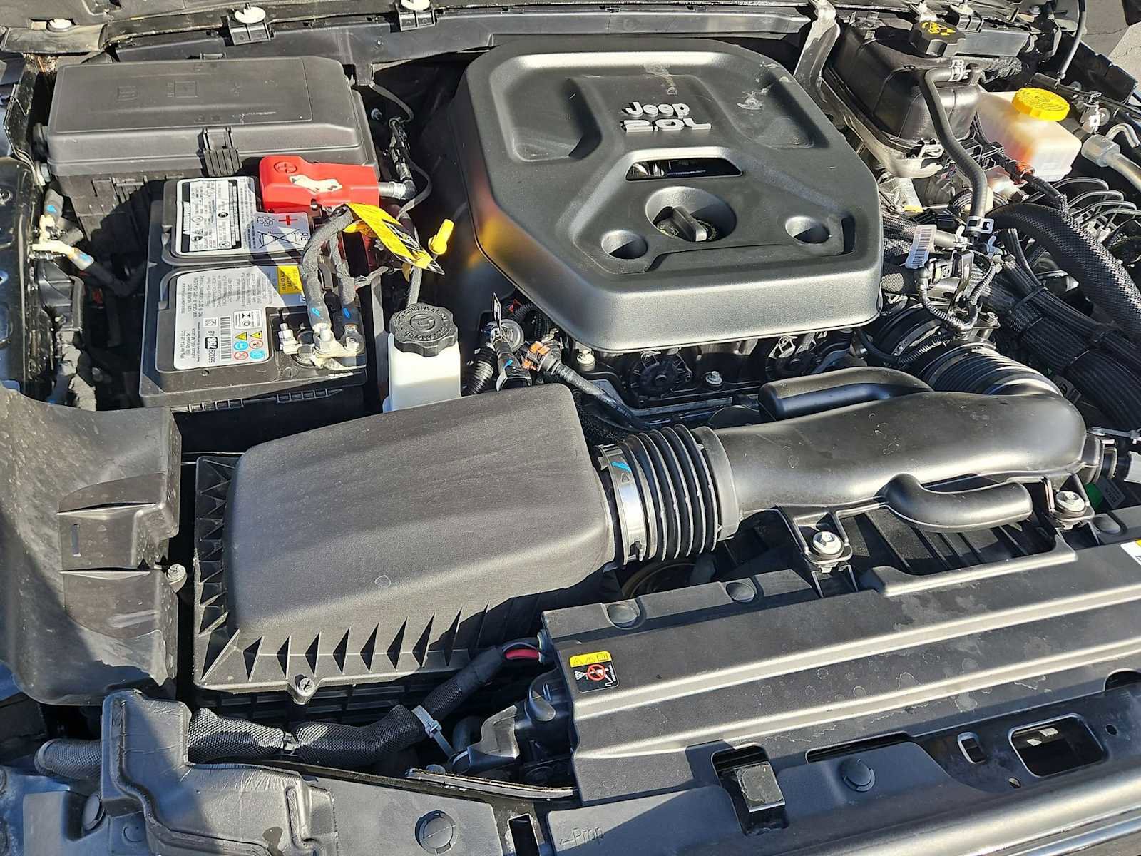 Used 2021 Jeep Wrangler Sport S image 14