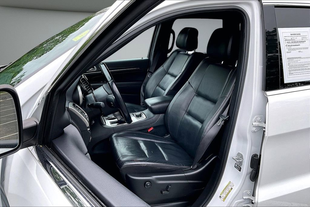 Used 2022 Jeep Grand Cherokee Limited w/ Tech Group AWD/4WD image 21