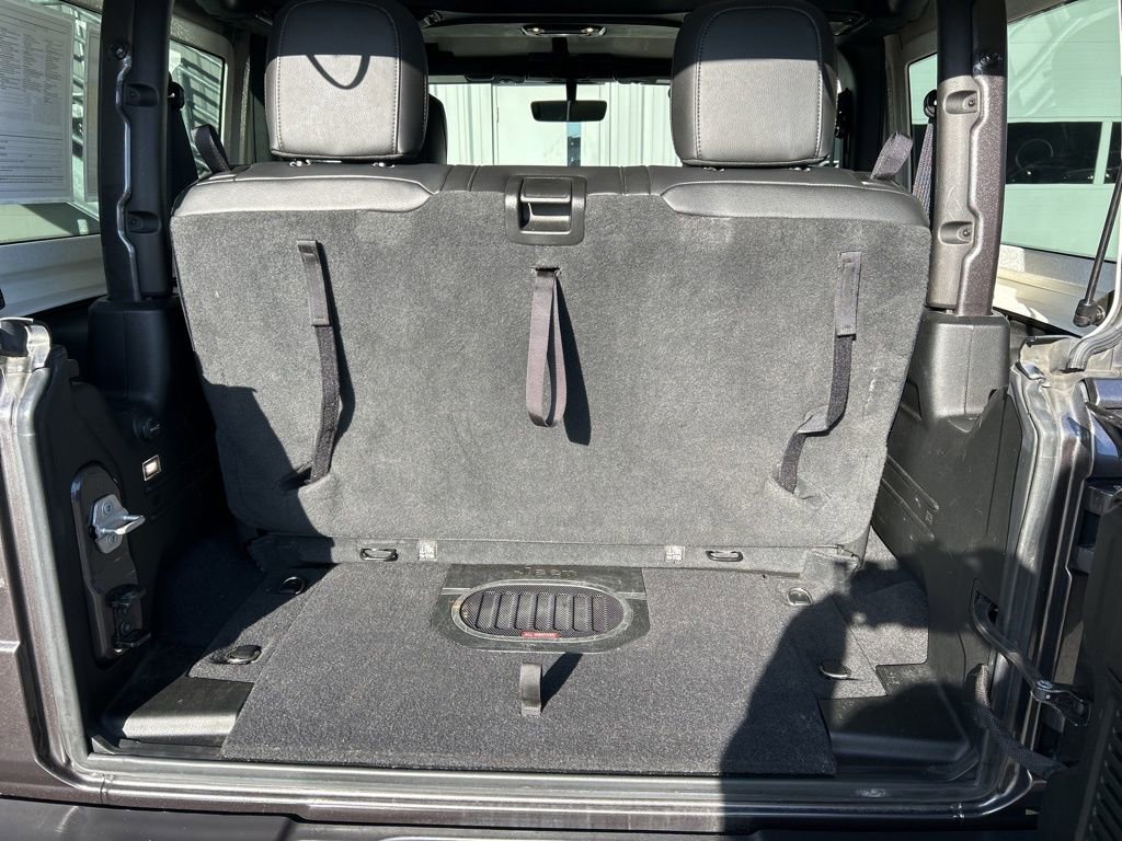 Used 2021 Jeep Wrangler Rubicon image 35