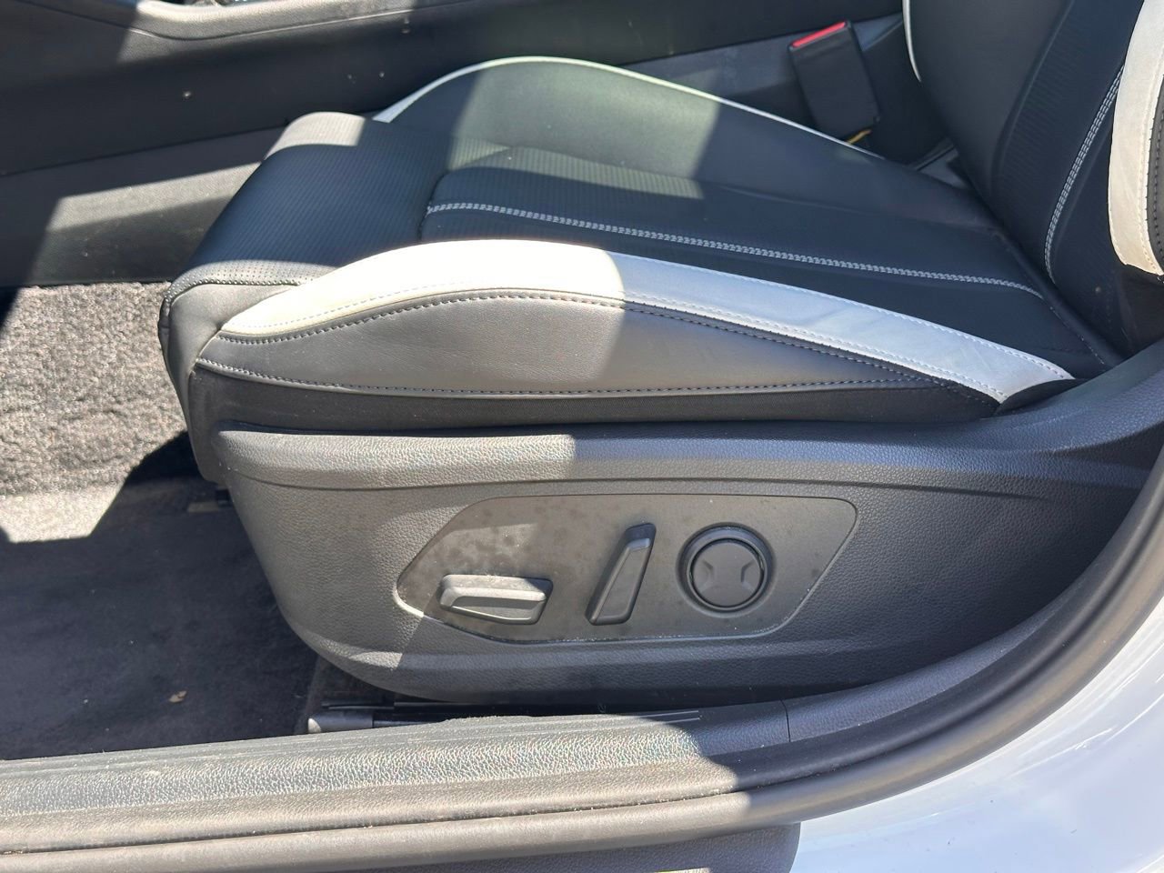 Used 2025 Kia K5 GT-Line w/ GT-Line Premium Package FWD image 27