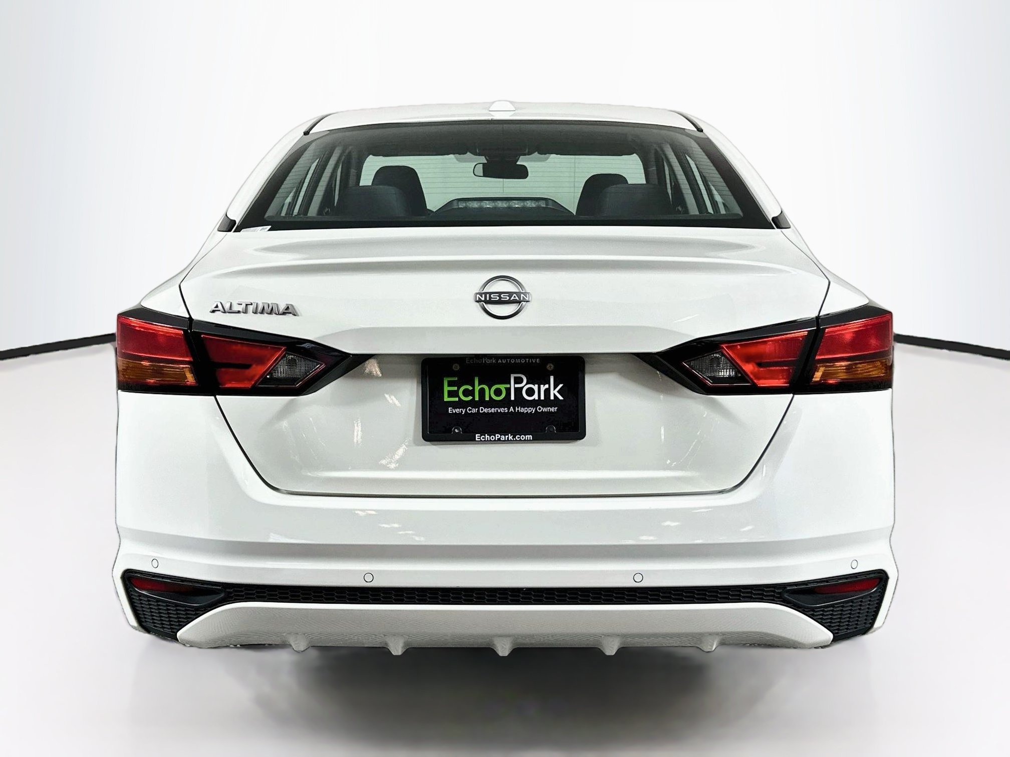 Used 2025 Nissan Altima 2.5 SV FWD image 7
