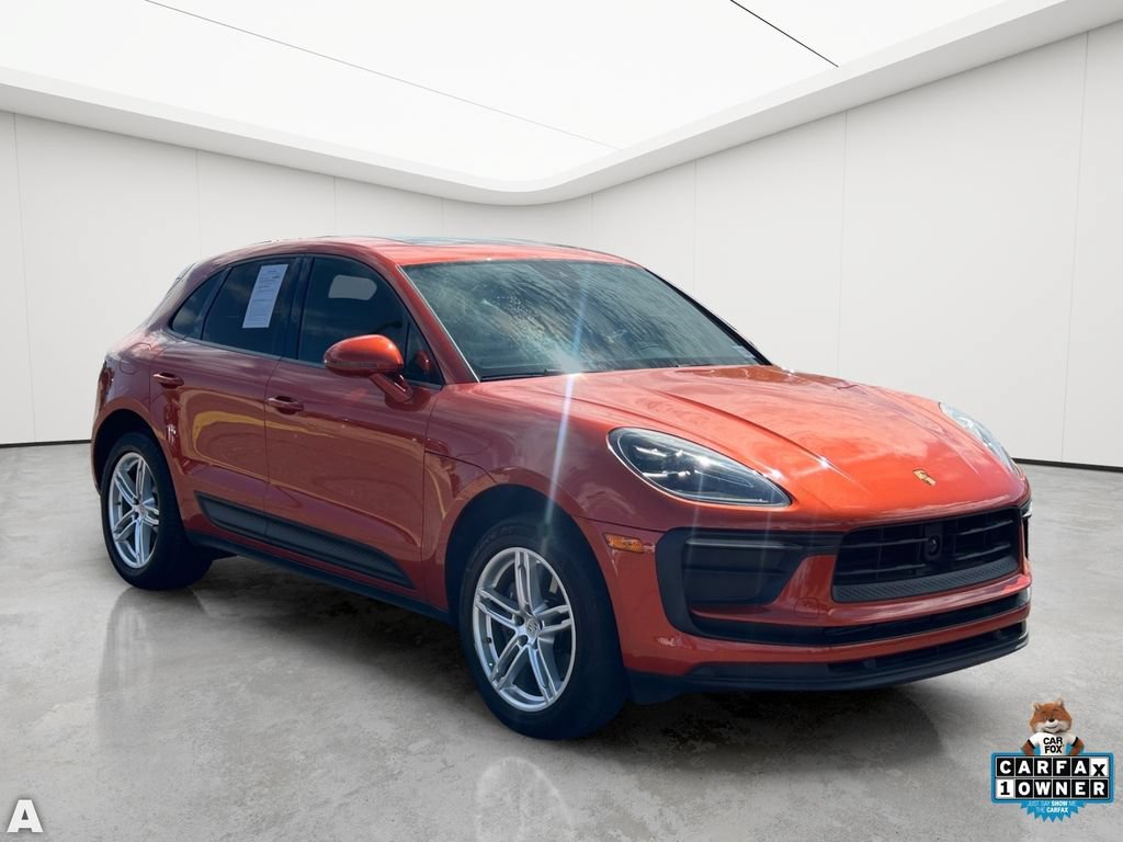 Used 2024 Porsche Macan AWD/4WD image 7